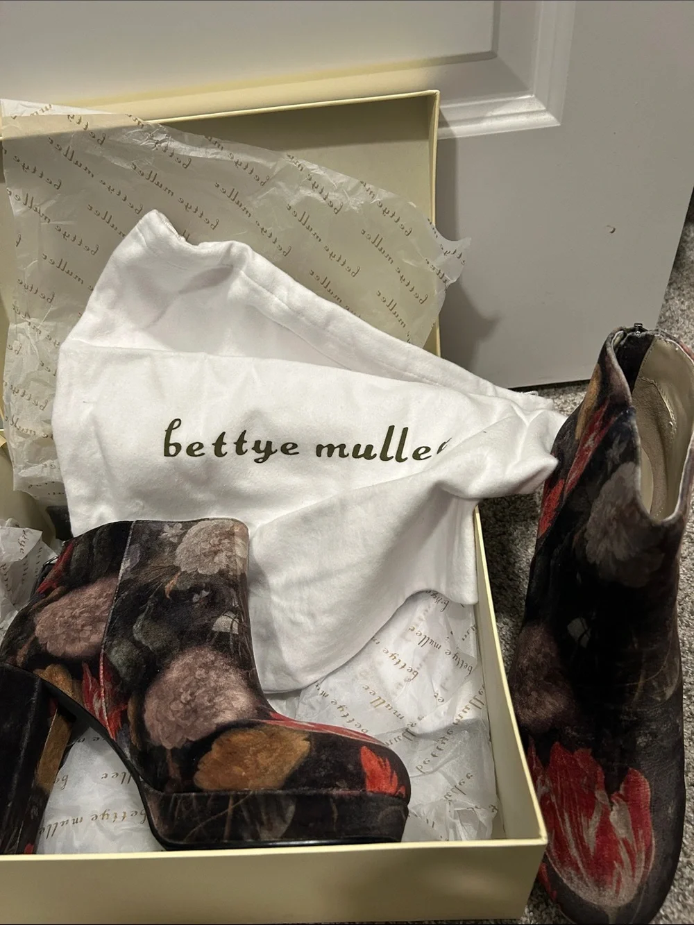 bettye muller Black Floral Velvet Block Heel Ankle Boots